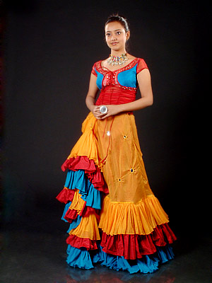 Collection: Saundarya Lahri Pawandham
